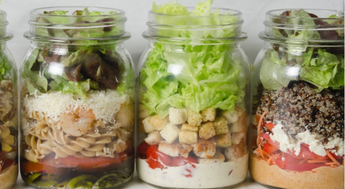 Chopped Antipasto Salad in Mason Jars - Casa de Crews