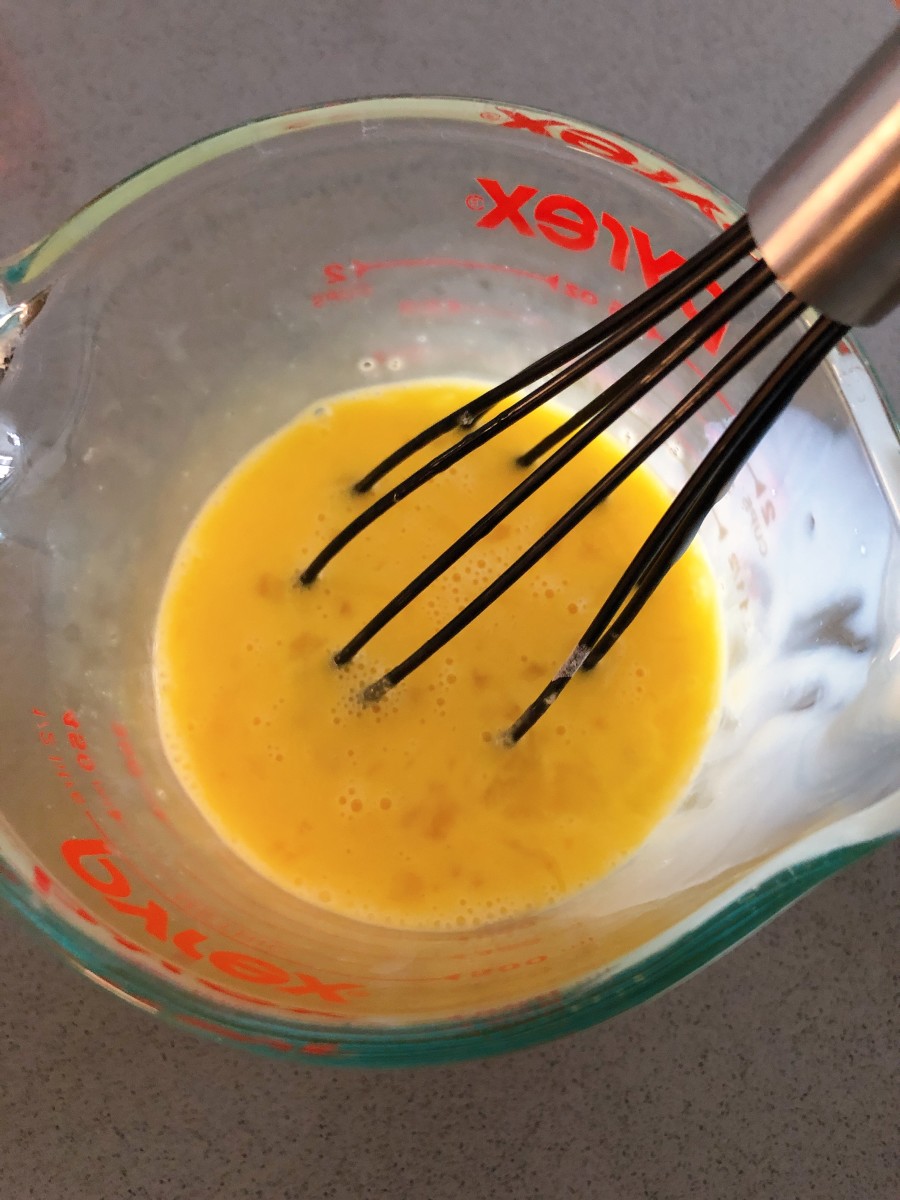 In the meantime, add the condensed milk and vanilla extract into the lightly beaten egg mixture. 