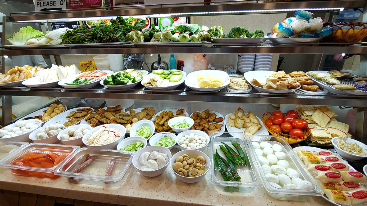 A typical niang tou fu stall at a Singaporean food court. Check out the number of ingredients available!