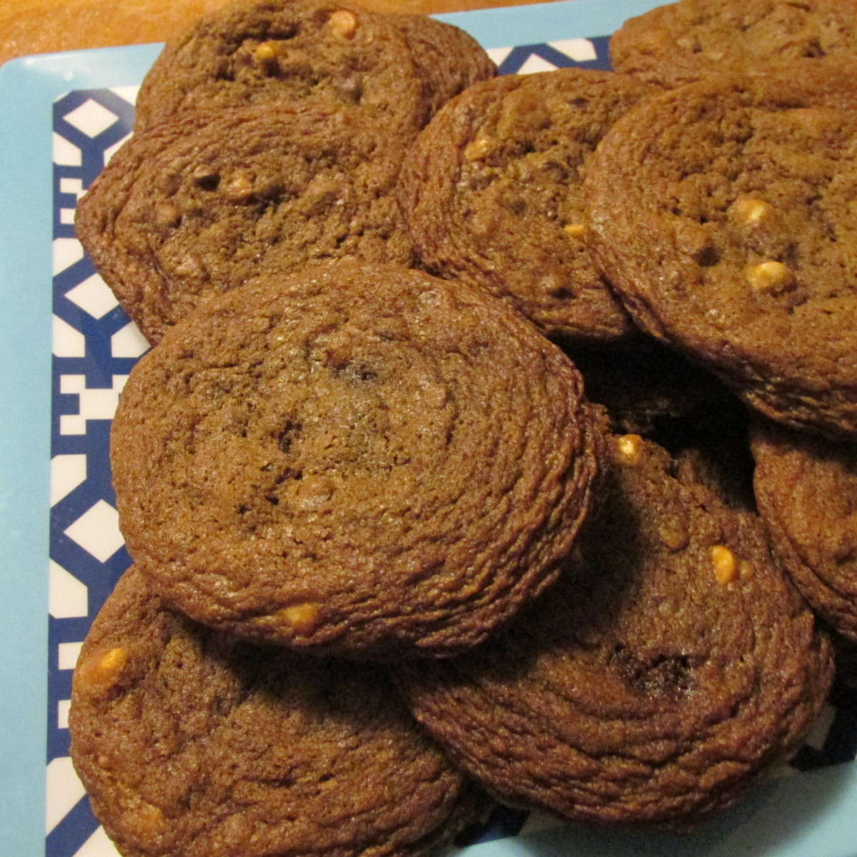 tripple-chocolate-chunk-cookies