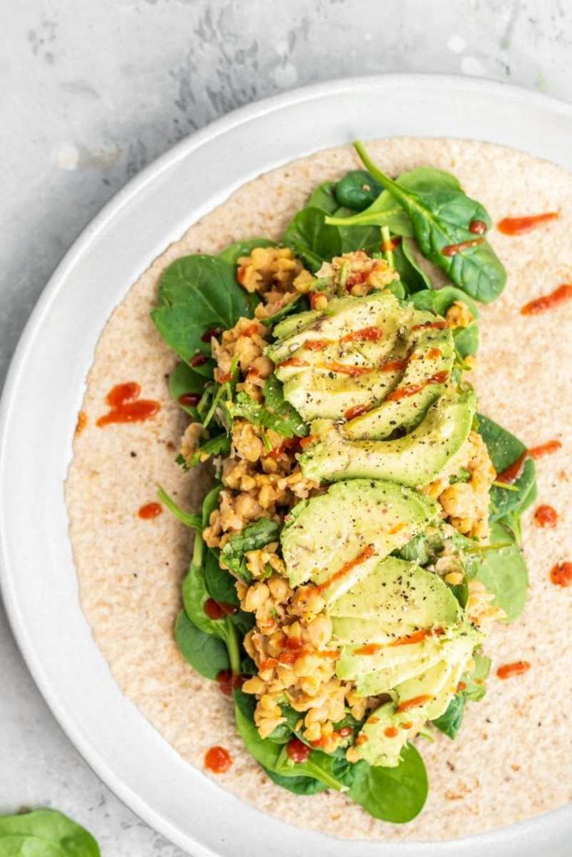 Spicy Chickpea Wraps With Spinach and Avocado