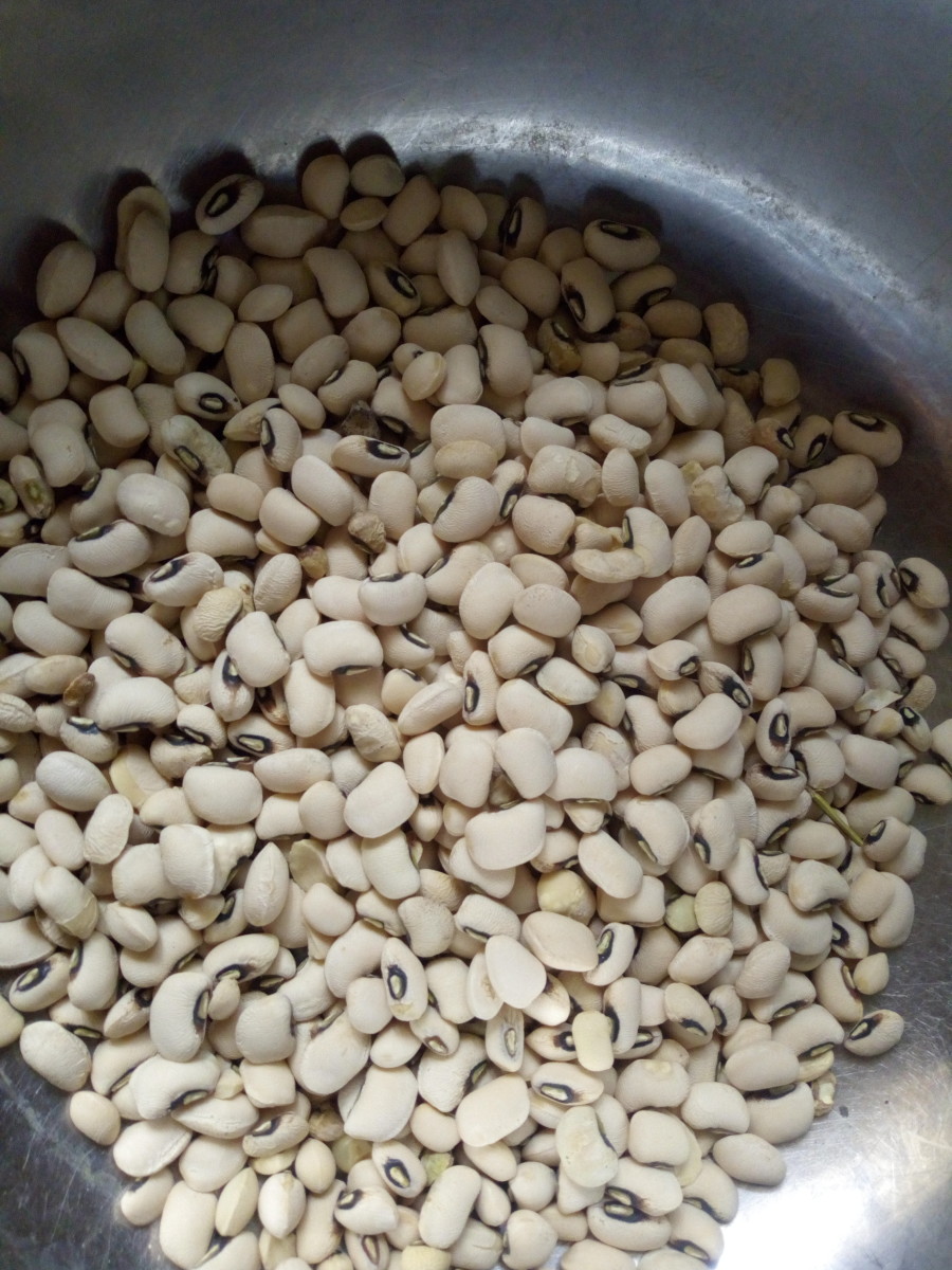I like using black-eyed peas in this recipe because they cook quickly.