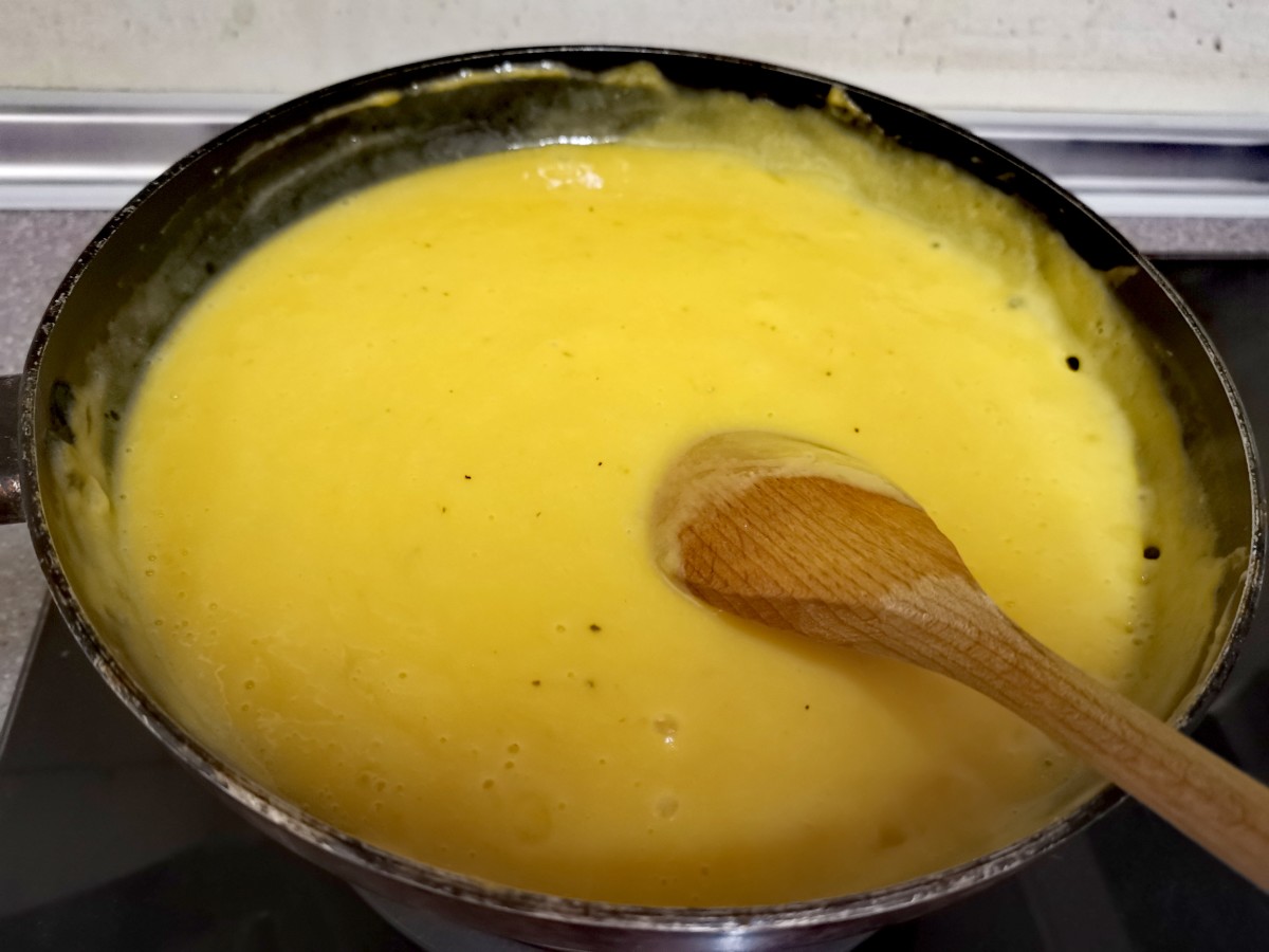 mango-custard-halwa
