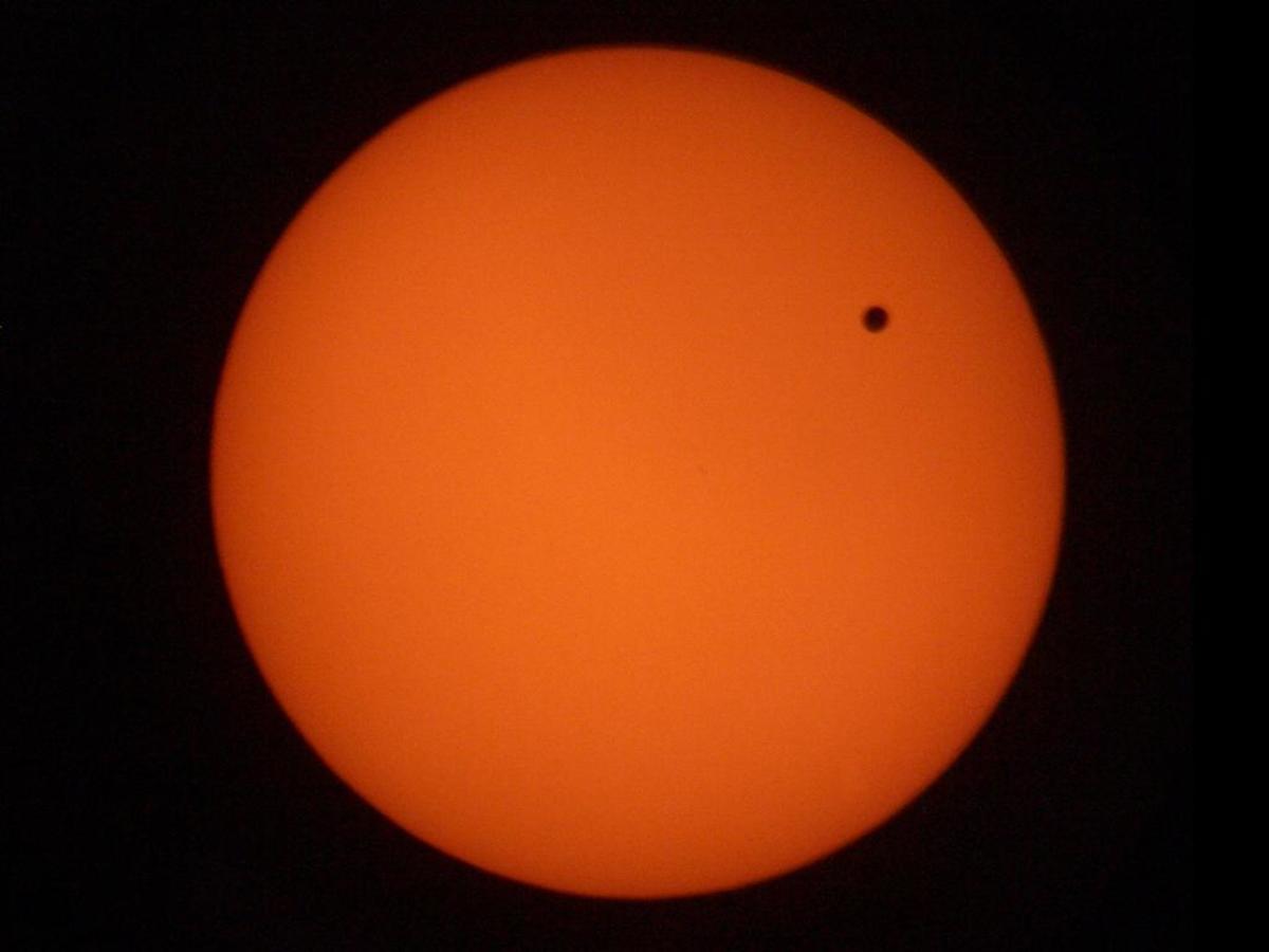 The transit of Venus across the Sun, 2004