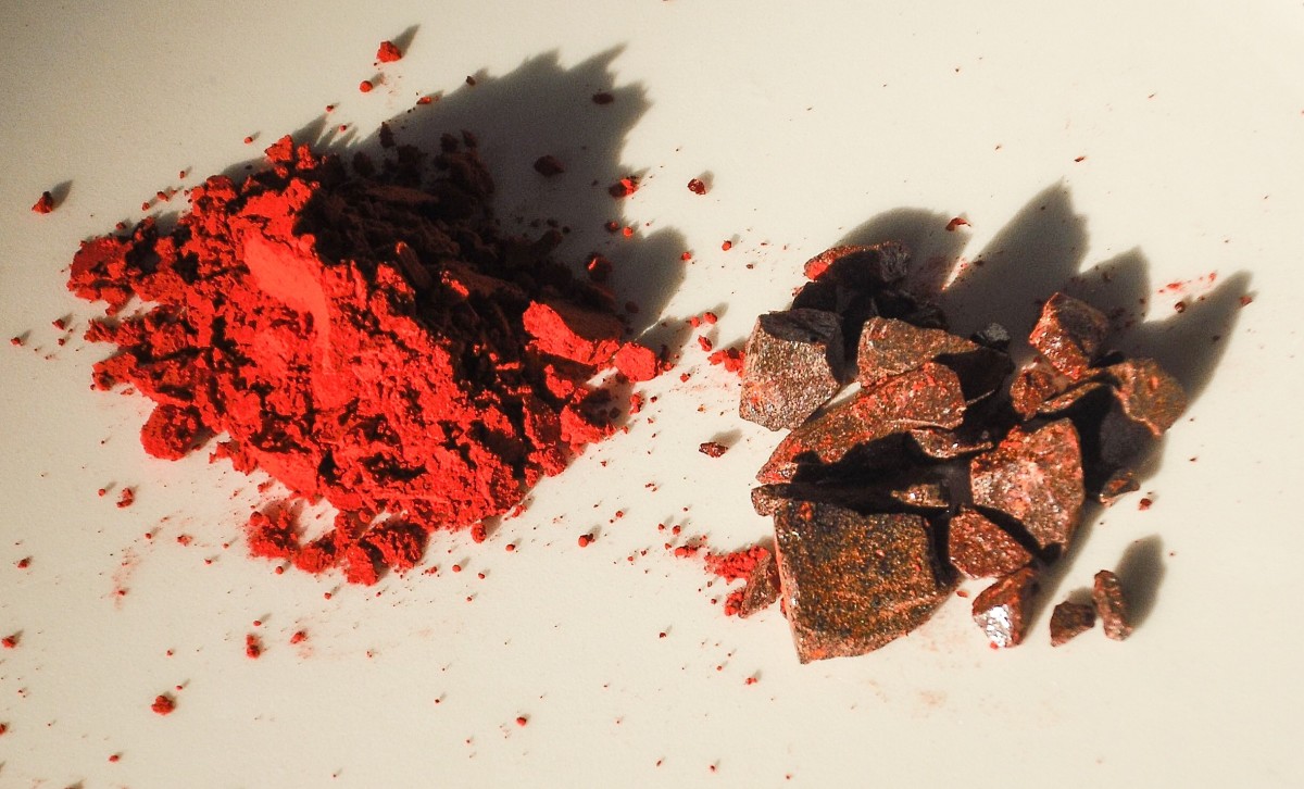 Dragon's blood from Daemonorops draco; the powdered resin is on the left and the dry resin is on the right