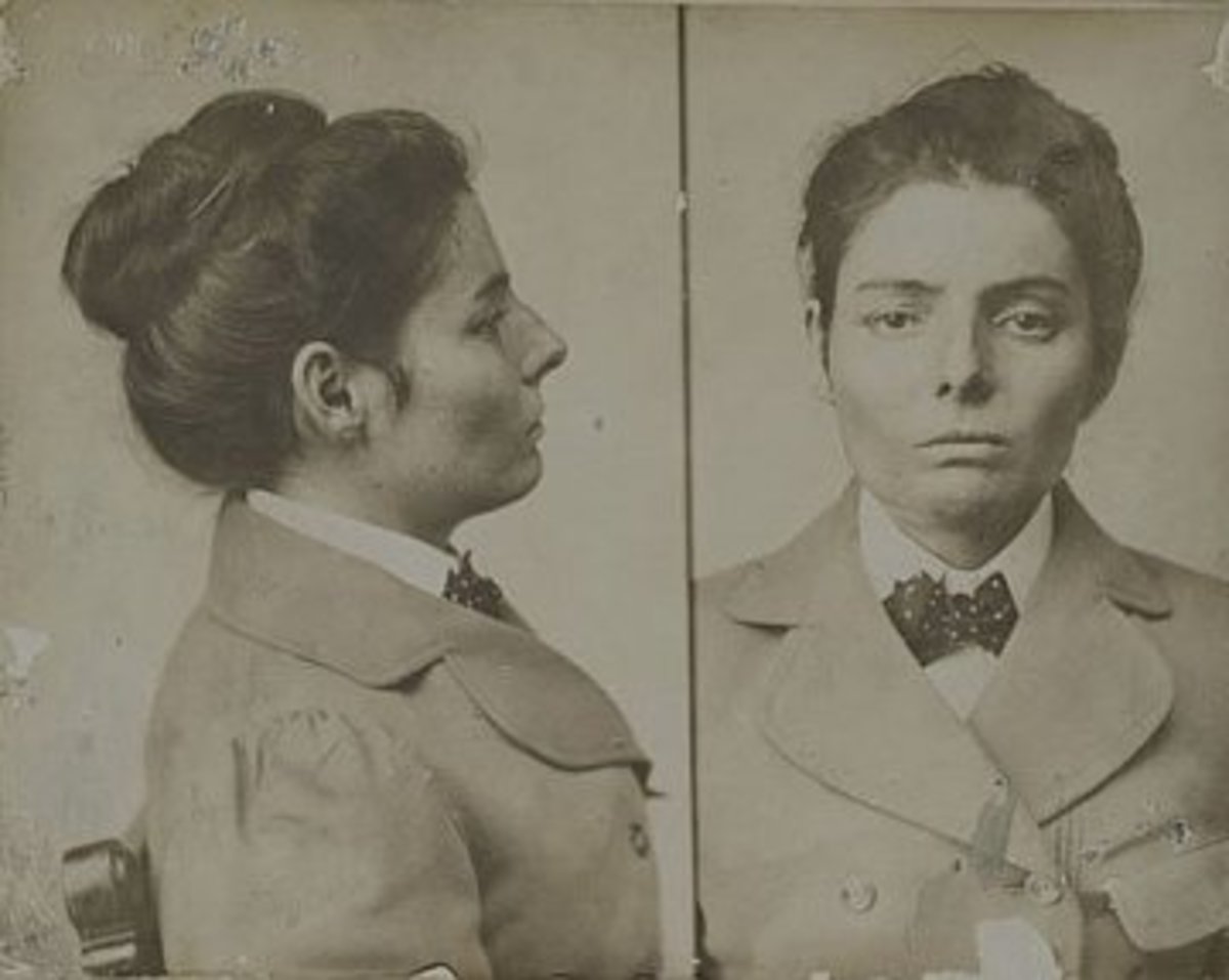 Laura Bullion occasionally dressed as a man and participated in robberies with the Wild Bunch gang.