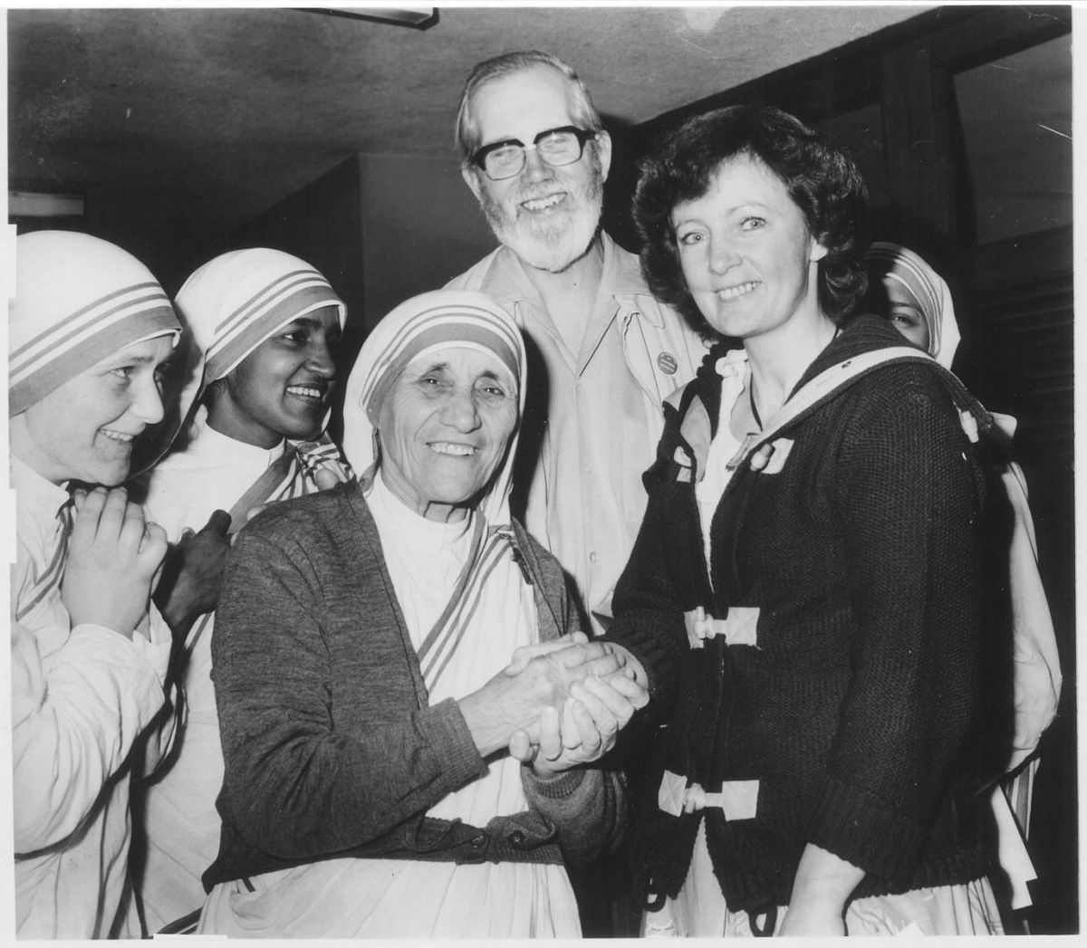 Mother Teresa had the personality traits of a circle. 
