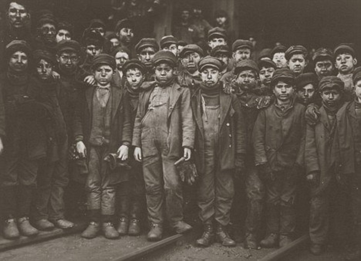 These boys probably all worked for the master chimney sweep in the upper left corner. He is also very short, indicating that he was probably an apprentice as a child, too. 