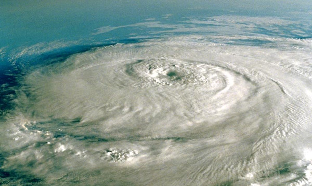 In the Path of Super Storm Sandy - HubPages