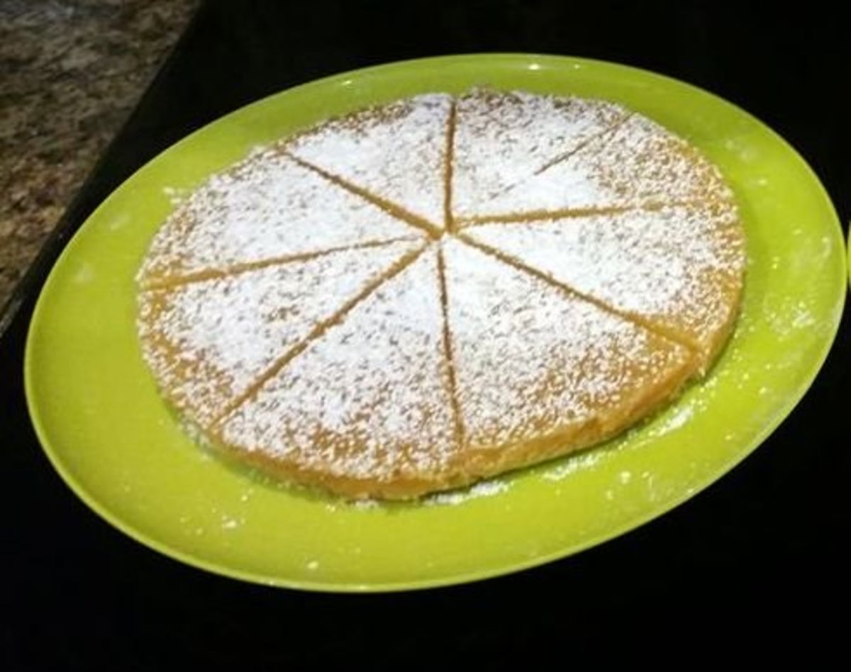Learn how to make this lemon cake from scratch at home.