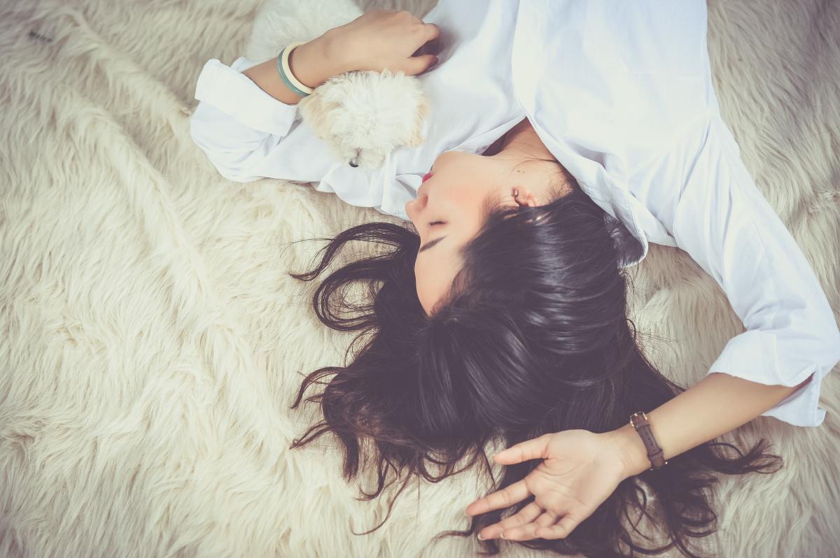 10 Tips to Sleep Better and Healthier