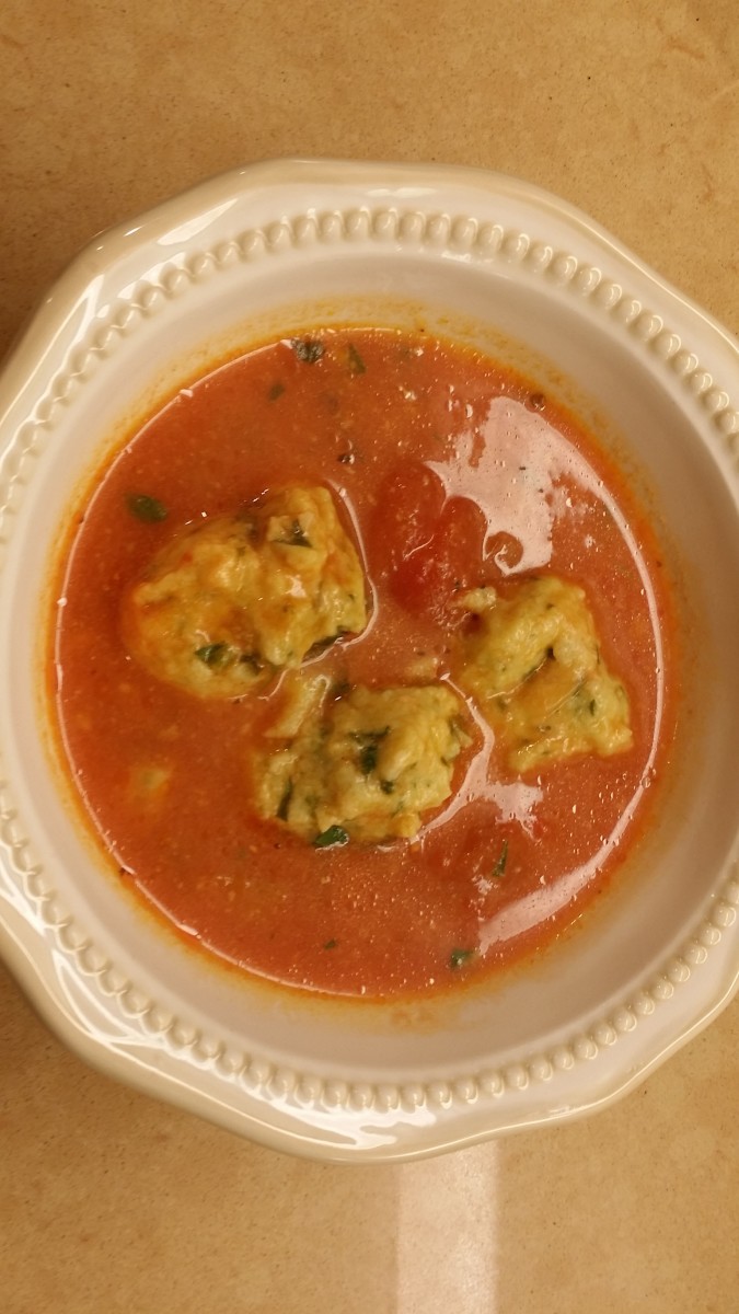 Tomato Soup With Spinach Cheese Dumplings Recipe