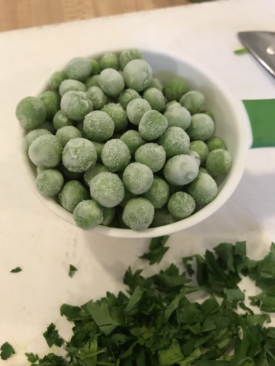 I love frozen peas - they're a quick and easy way to add some bright fresh flavor with no effort. No need to defrost them, just toss them in. They'll warm through in just a couple minutes, and stay a gorgeous firm texture.