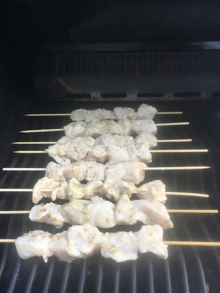 Place your souvlaki skewers on the grill for 20 to 22 minutes, turning 2 to 3 times during cooking.