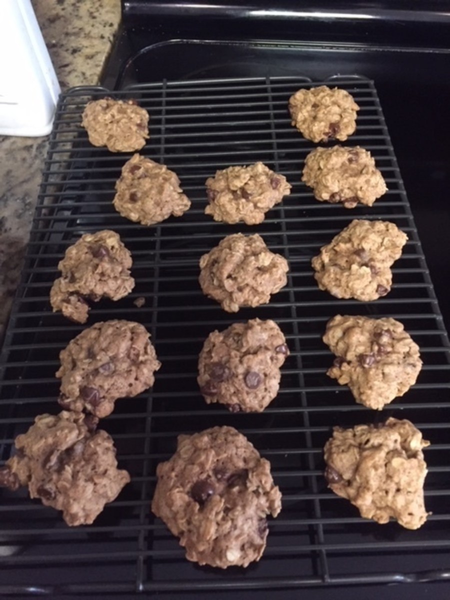 These chocolate chip oatmeal cookies are soft and yummy!