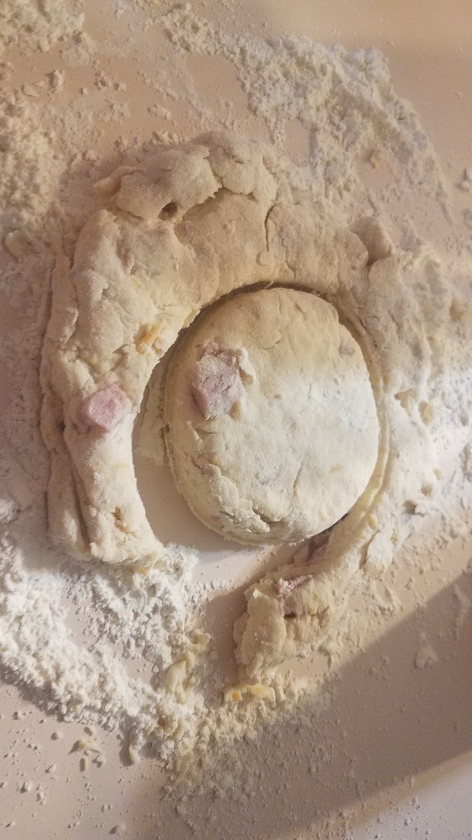 Cut the dough into circles.