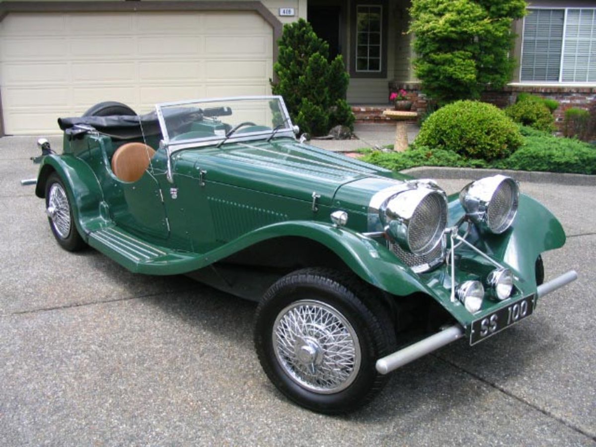 1937 Jaguar SS100 Replica