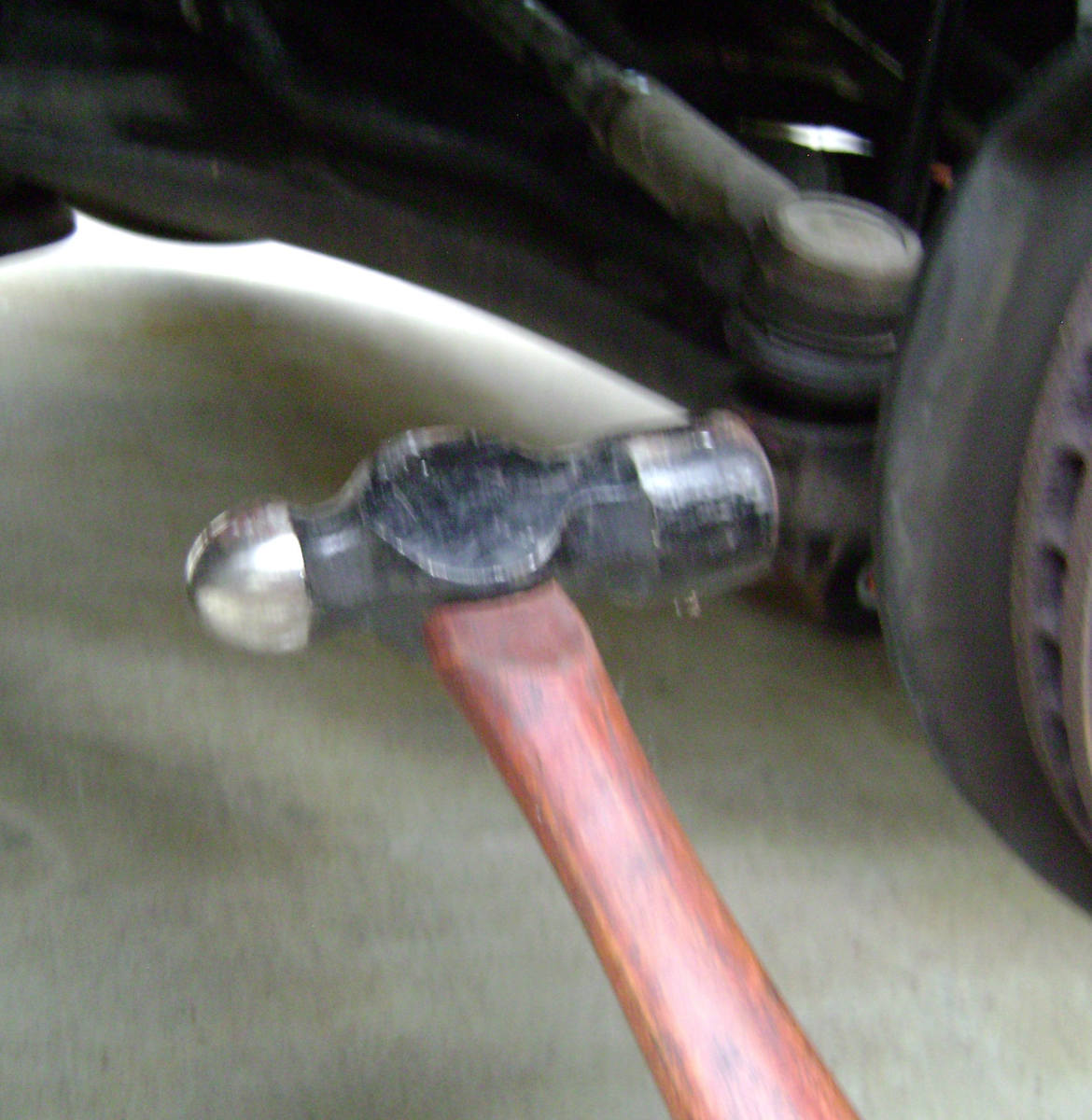 Camry outer tie rod end to steering knuckle removal 