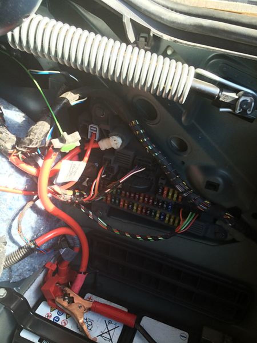 Disable the fuel pump by removing the circuit fuse.
