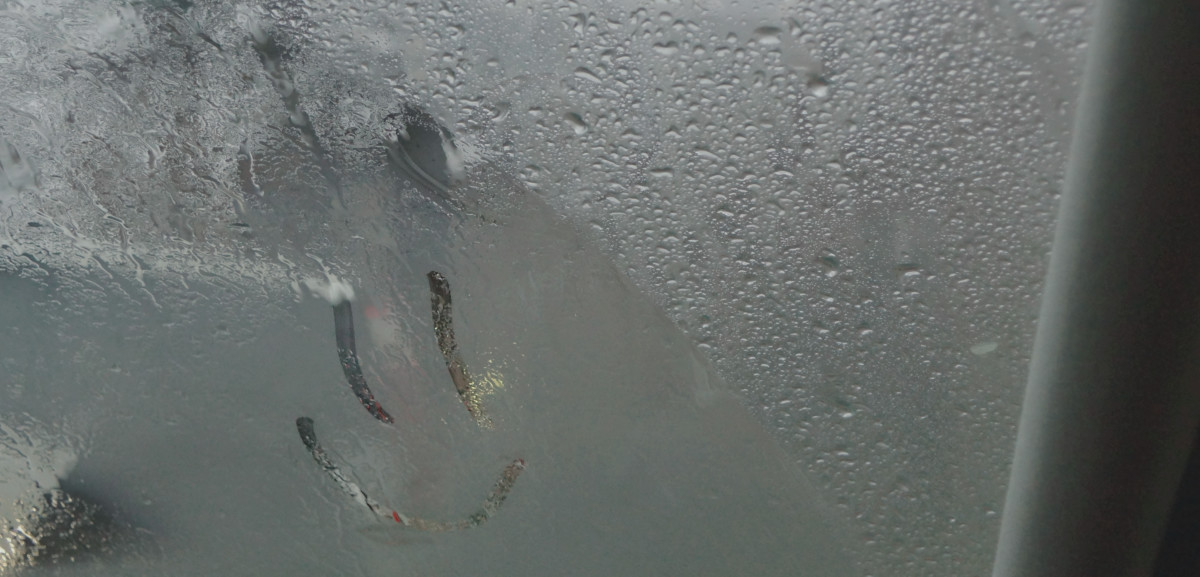 how-to-prevent-condensation-inside-your-car