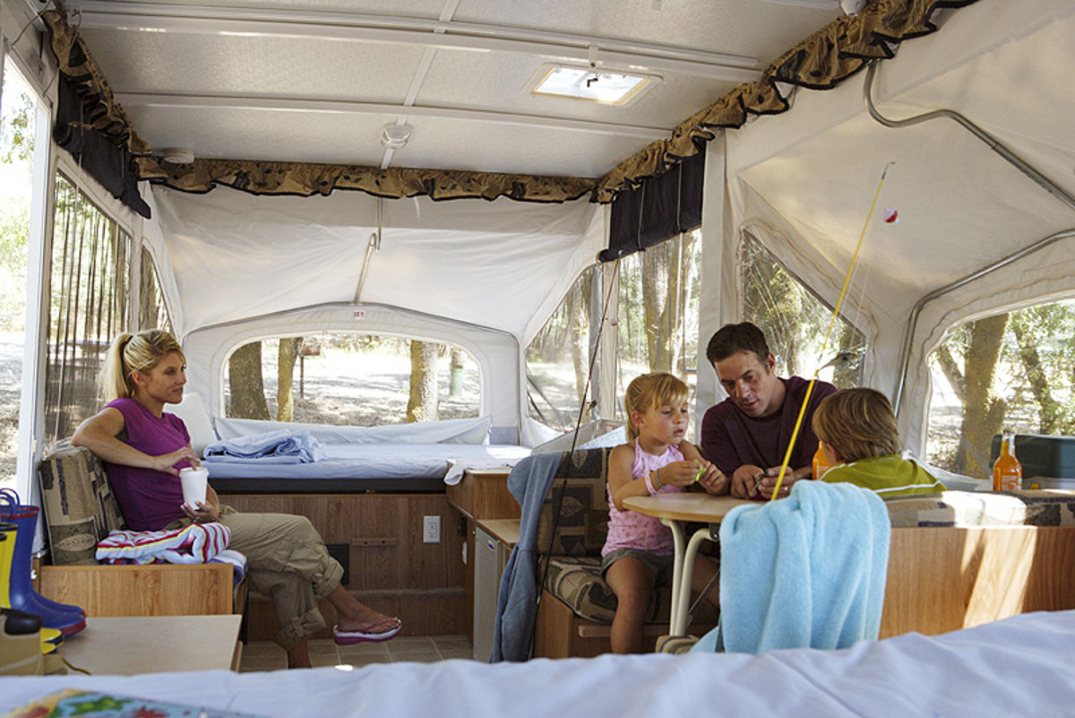 PopUp Camper Pros and Cons (With Cost Info and Stats) AxleAddict