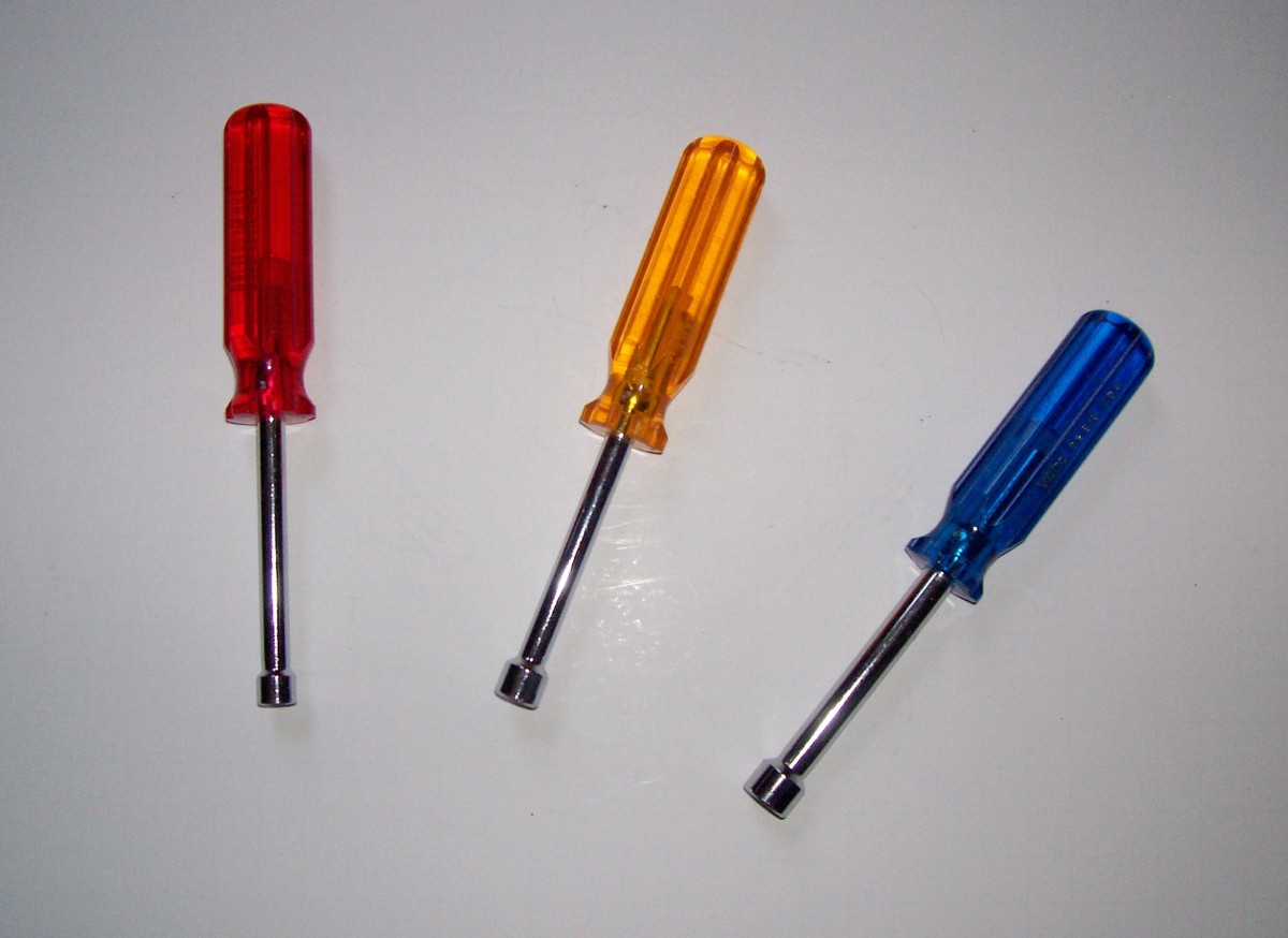 Hex-head nut drivers: 1/4", 3/8", and 5/16"  