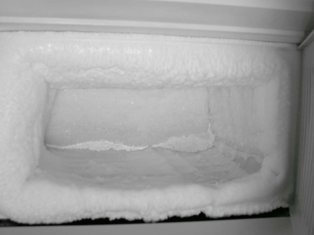 一个没用过的冰箱还是要花钱的。