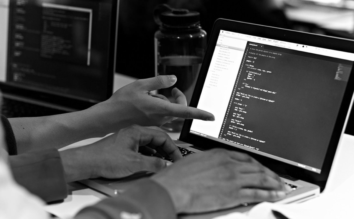 10-reasons-why-you-should-learn-to-code-hubpages