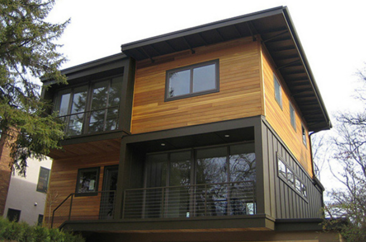 This four-module Alchemy weeHouse has 3 bedrooms, 3 baths, and 2,200 square feet. Its cost in 2007 was about $280,000, or about $127/SF. Source: weeHouse