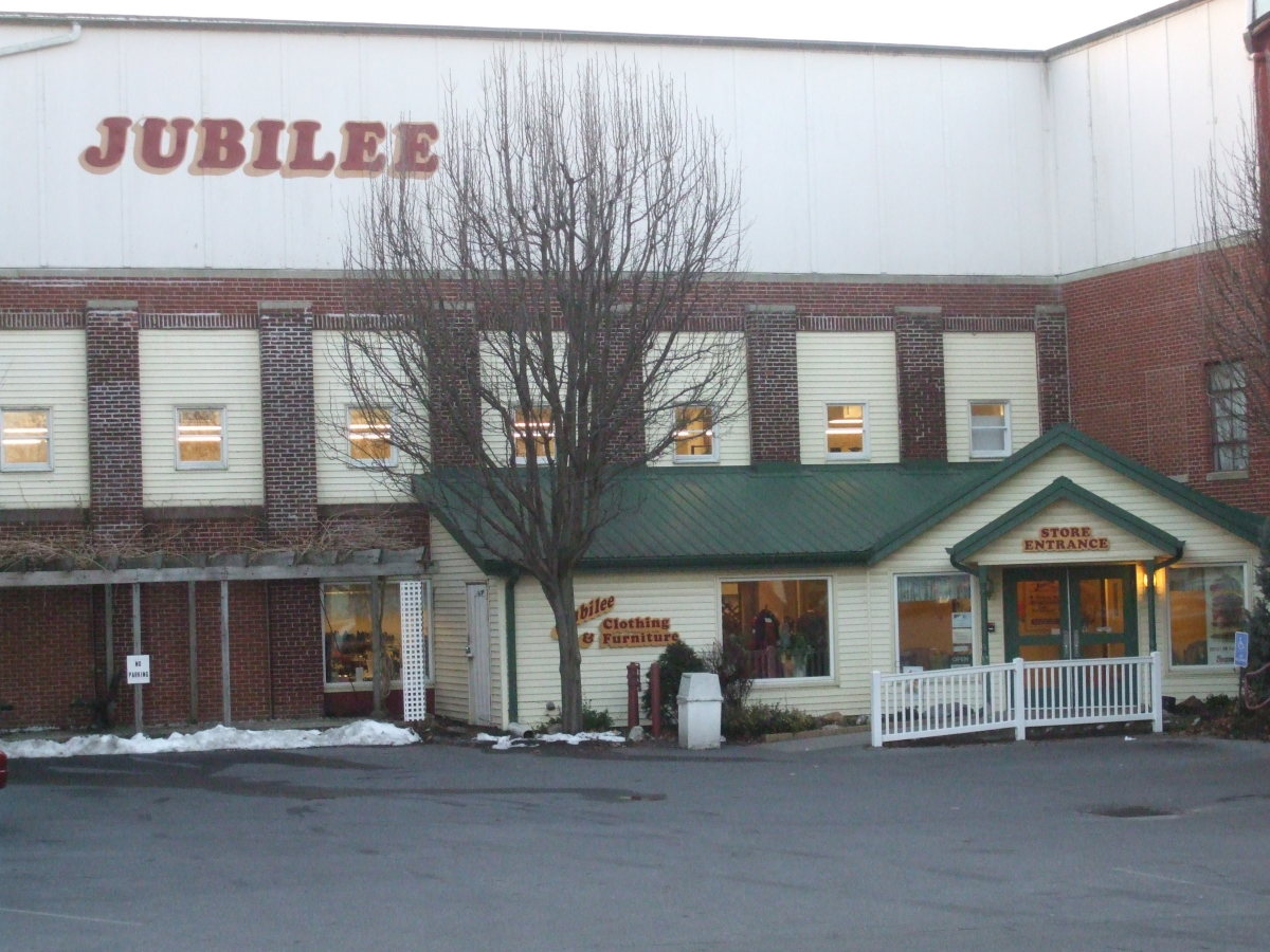 This is the exterior of the Jubilee Ministries Thrift Store 12th Street location in the city of Lebanon.