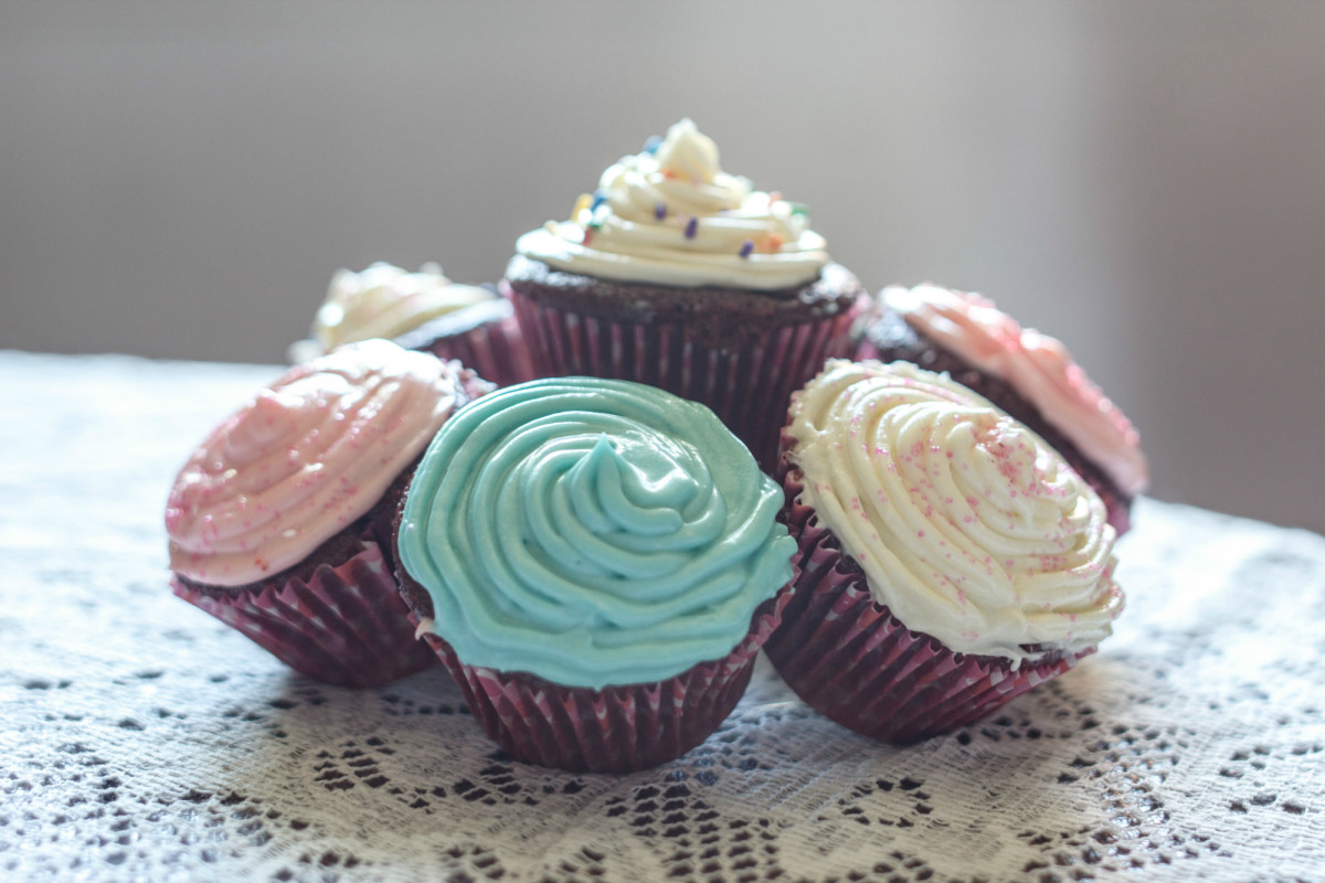 Inviting your friends and family over for a cupcake party to brainstorm name ideas can help!