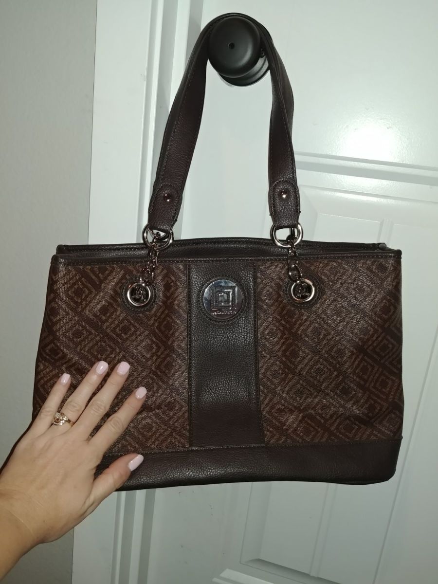 Second-hand purse for sale on Mercari.