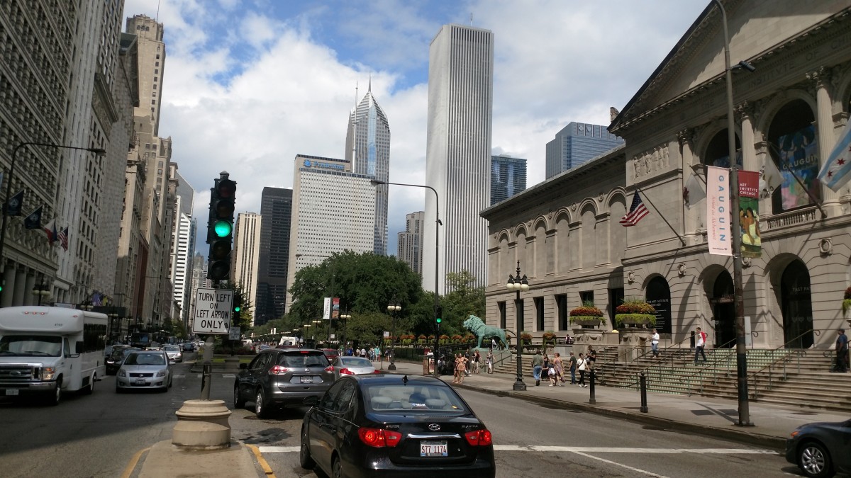 the-chicago-drivers-guide-to-rideshare-street-smarts-busy-boulevardsmichigan-ave