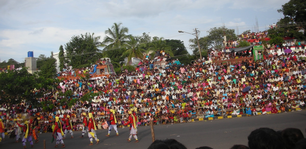Huge crowds come out to watch the procession for Mysore Dasara.