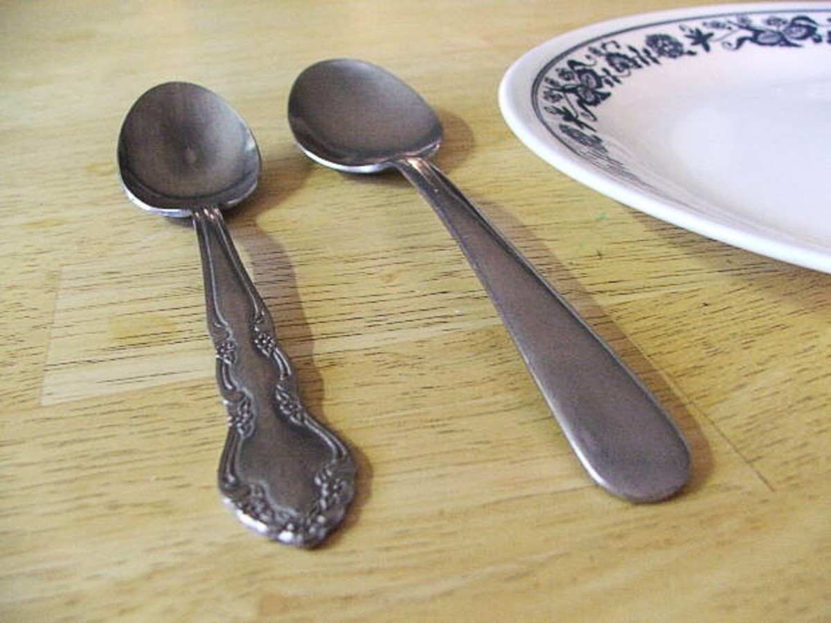 Two spoons make a musical instrument.