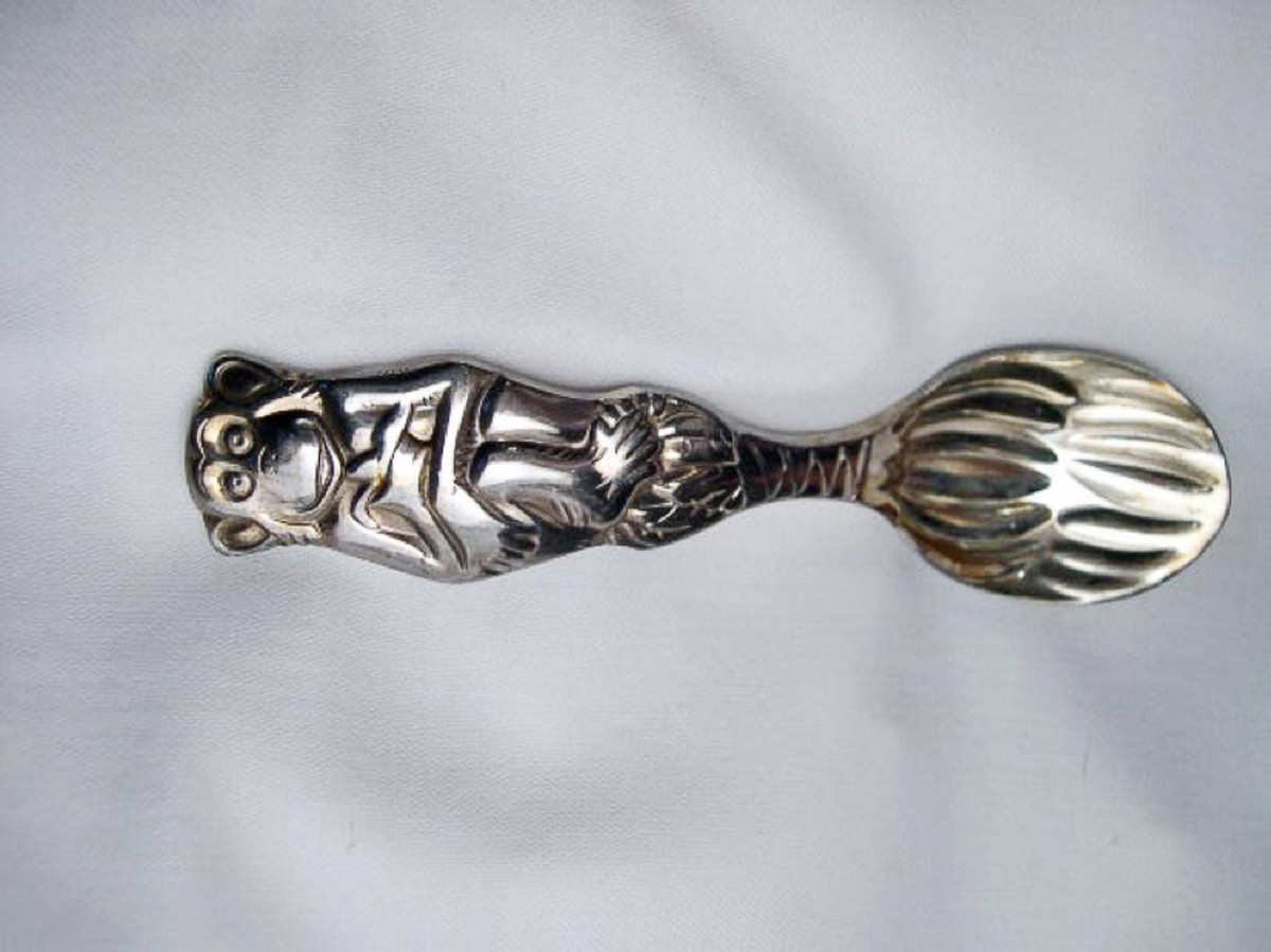 Different spoons can produce different sounds when used as an instrument.