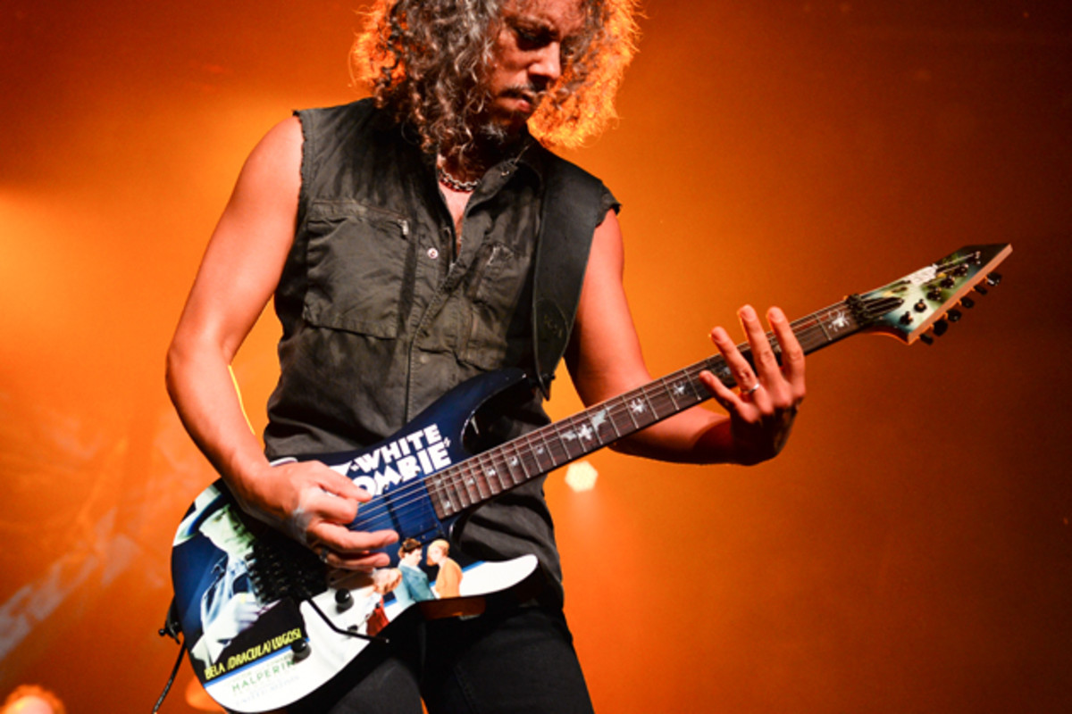 Kirk Hammett playing his White Zombie guitar
