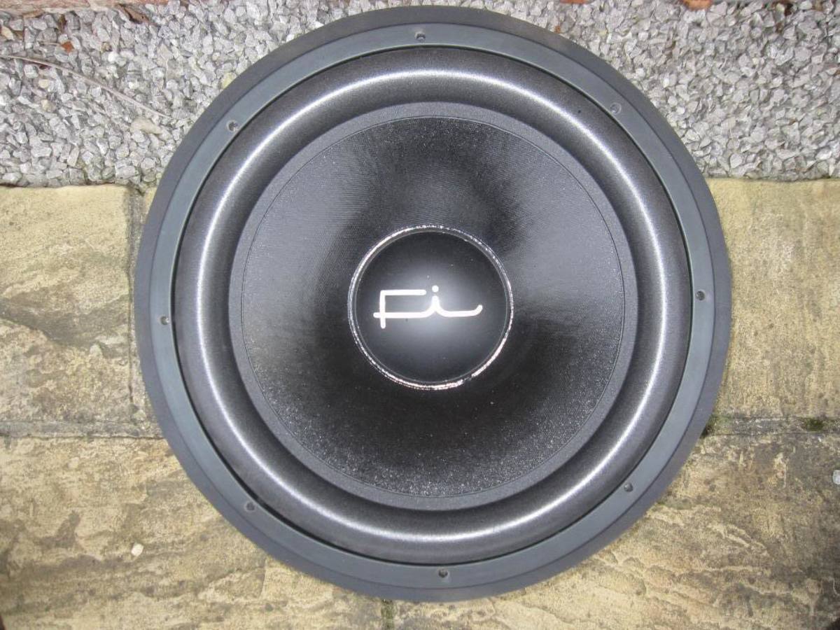 how-to-make-build-your-own-diy-sonosub-style-cylinder-subwoofer