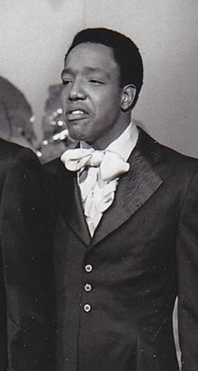 The group's baritone singer, Paul Williams was a co-founding member of the Temptations and was responsible for incorporating dancing and choreography into the group's performances.