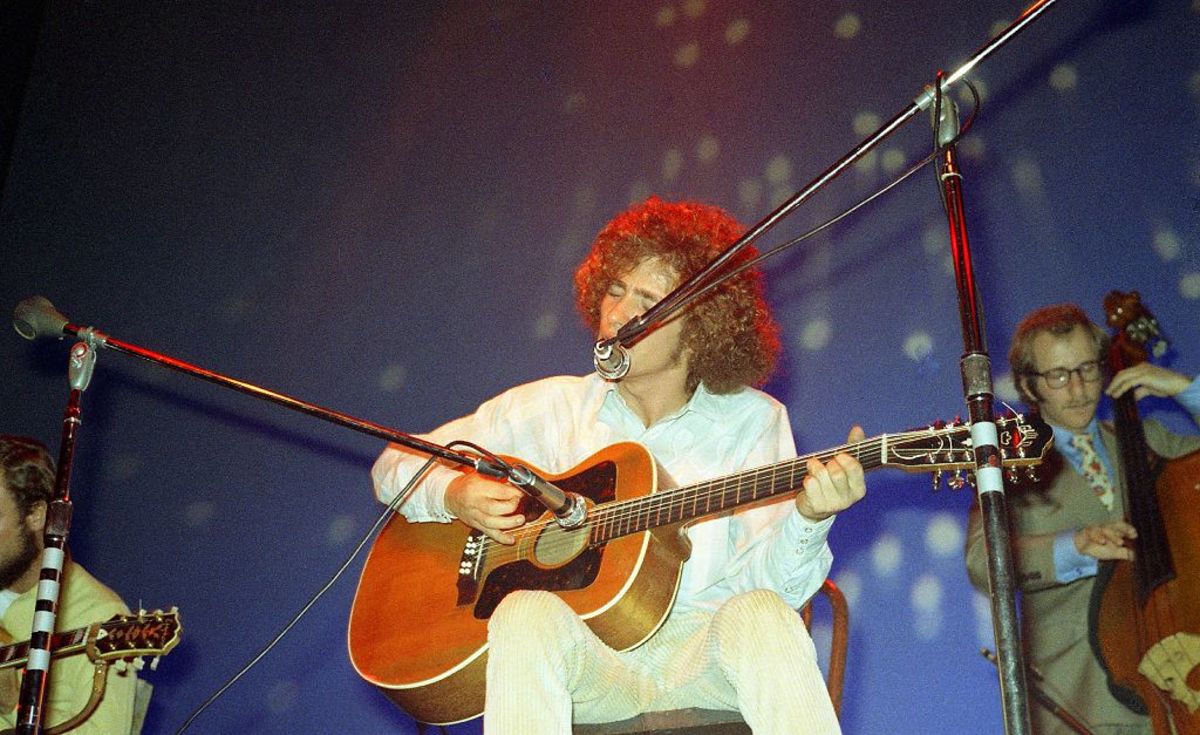 Tim Buckley performing at Fillmore East on October 19, 1968.