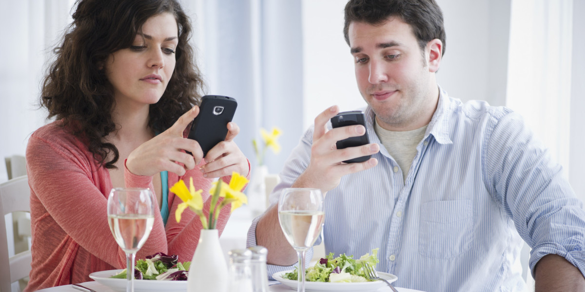 Stay off the phone if you're trying to create a romantic atmosphere!