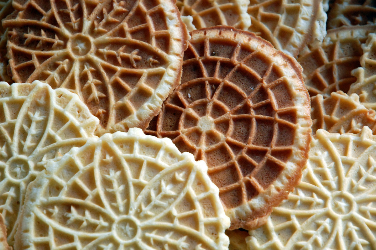 A Pittsburgh cookie table favorite, the pizzelle.