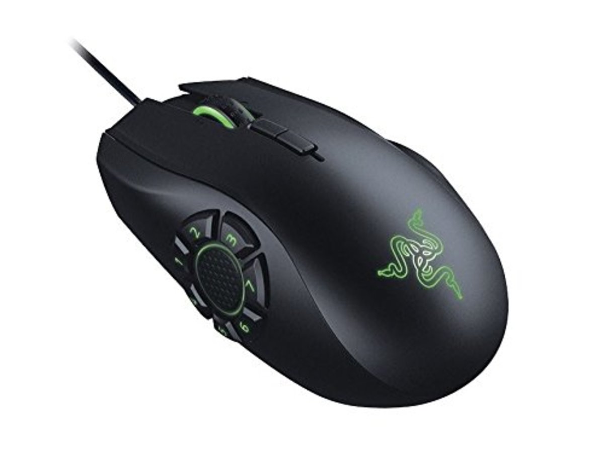The Razer Naga Hex V2 has a very manageable 7 button grid on that side. I prefer this when playing MOBA games as I'm a bit more accurate with it. 