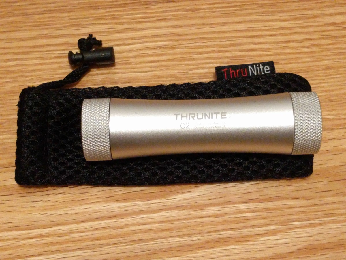 thrunite-c2-mini-3-400-mah-compact-portable-charger-review