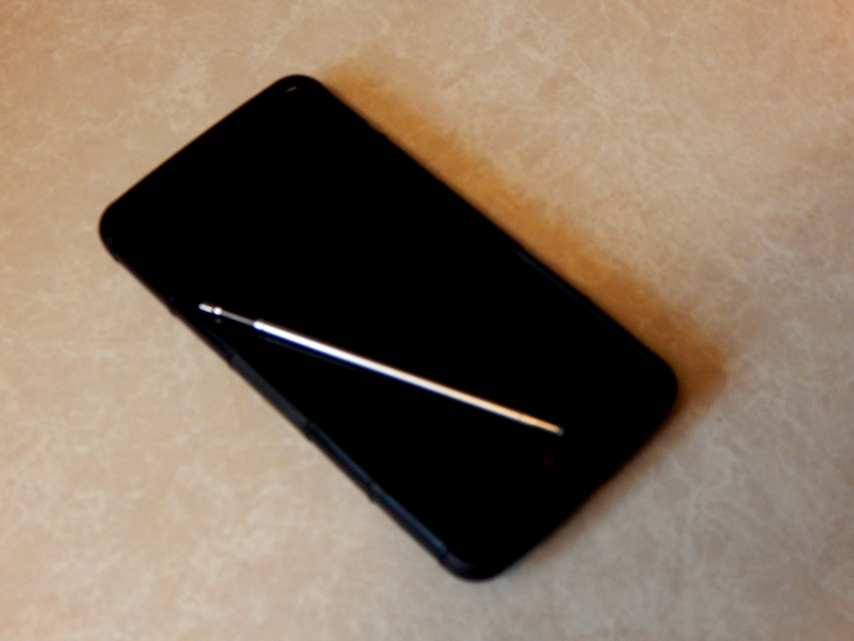 technology-review-lg-stylo-2