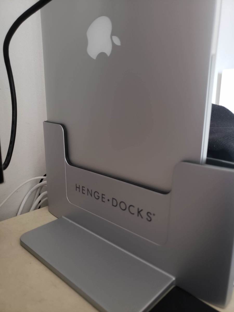 A high-quality mount is needed if you want to hook up your MacBook to a monitor. 