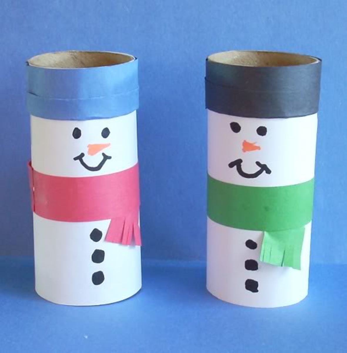 Toilet-paper-roll snowmen