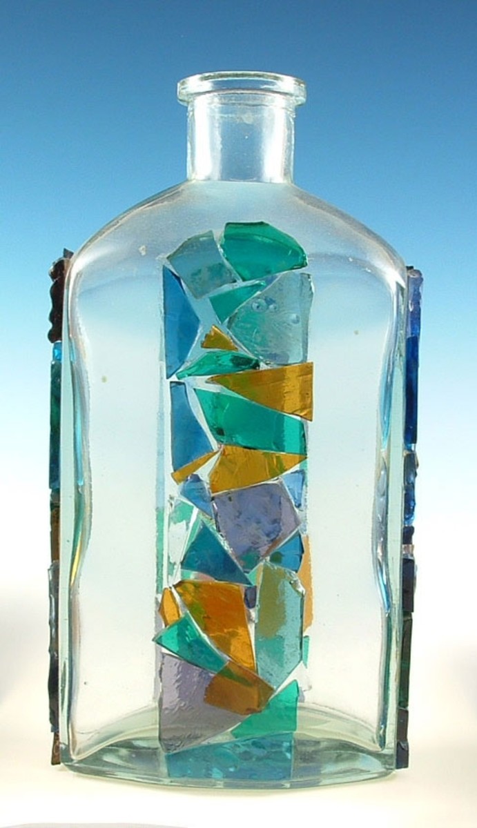 Bottle design using stained glass cobbles