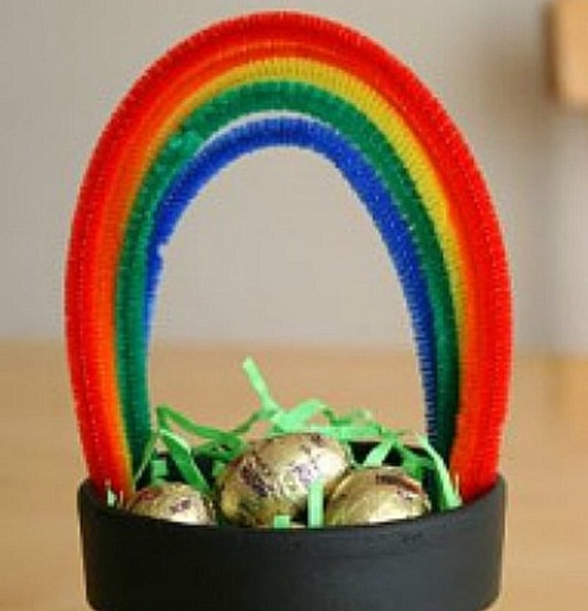 Pipecleaner Rainbow Pot of Gold