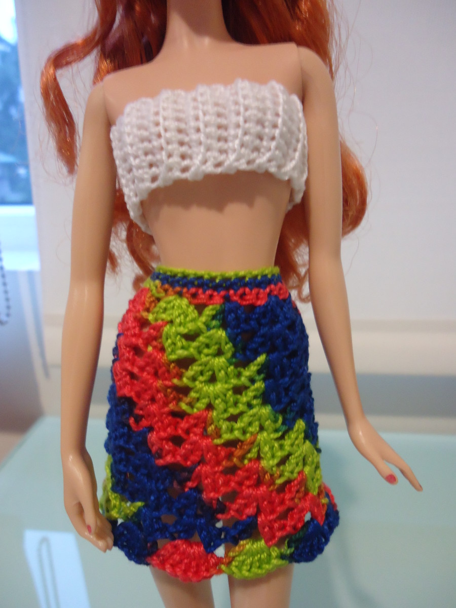 Barbie Shell-Stitched Skirt and Crop Top (Free Crochet Pattern) - FeltMagnet